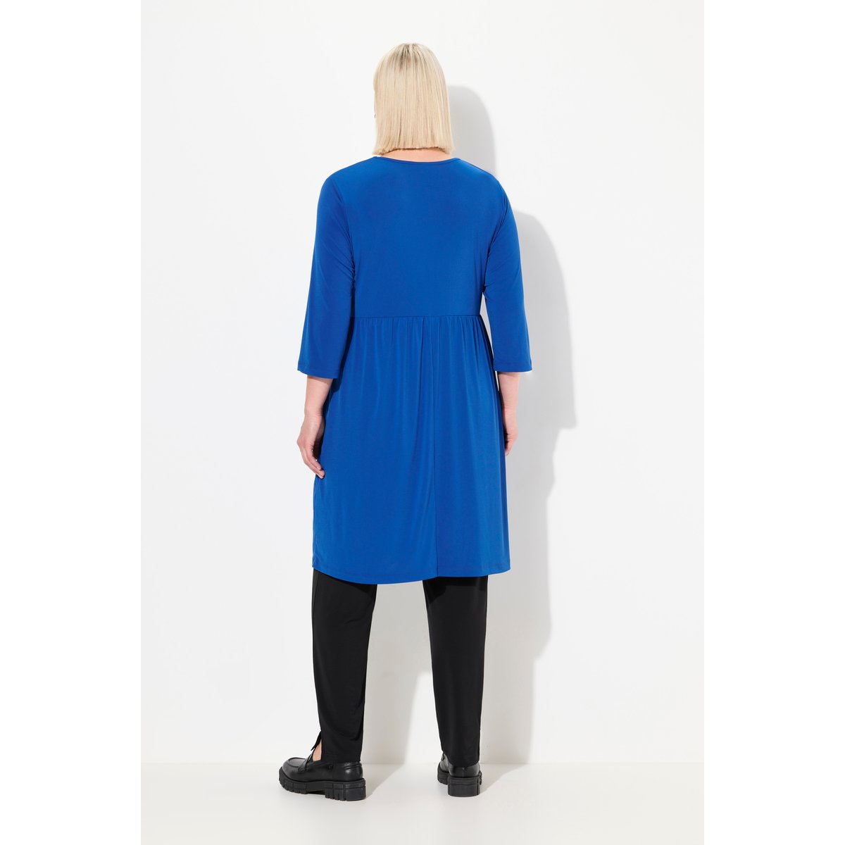 T-shirt long à col tunisien et manches 3/4. bleu cobalt, ULLA POPKEN
