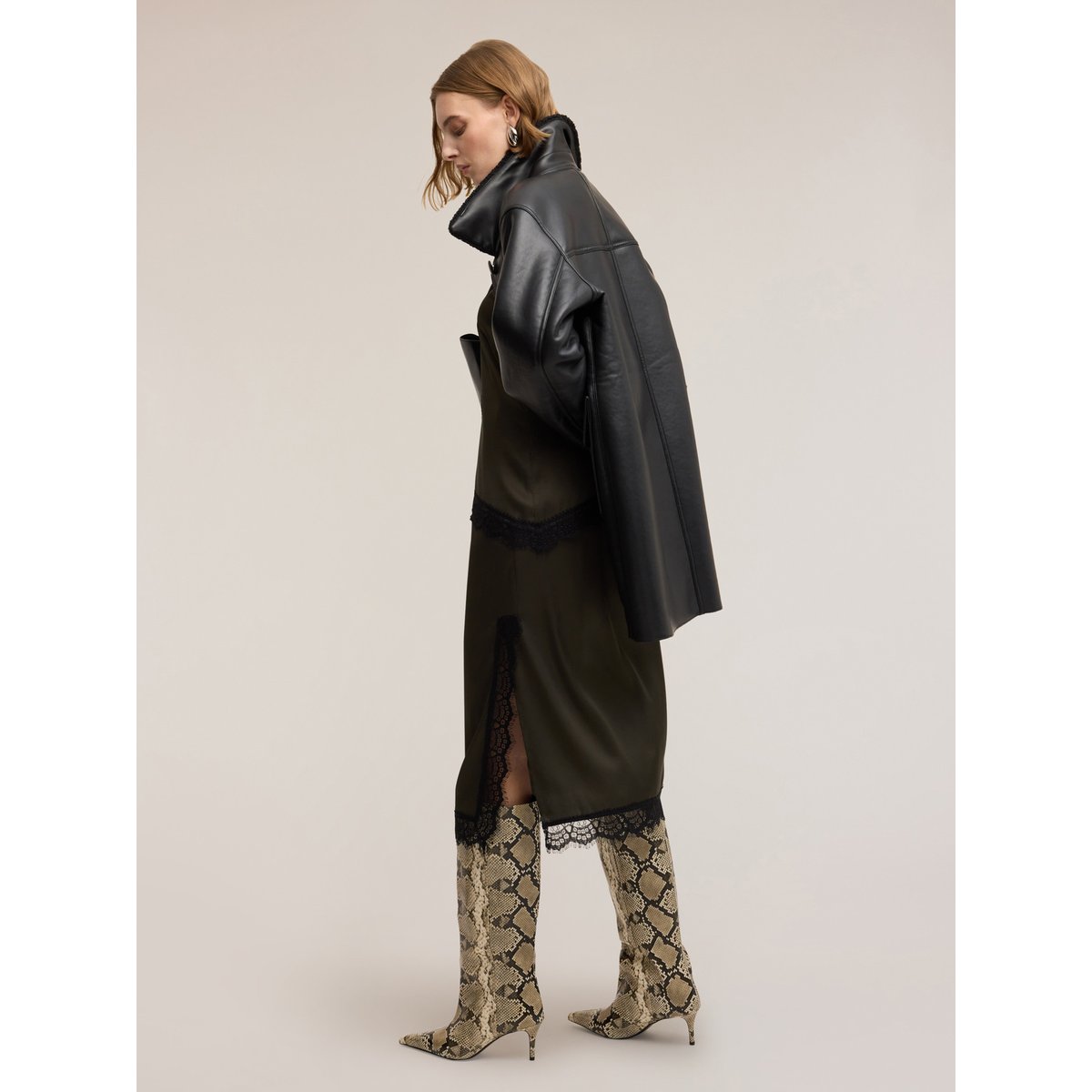 Manteau effet mouton retourné noir, MOTIVI