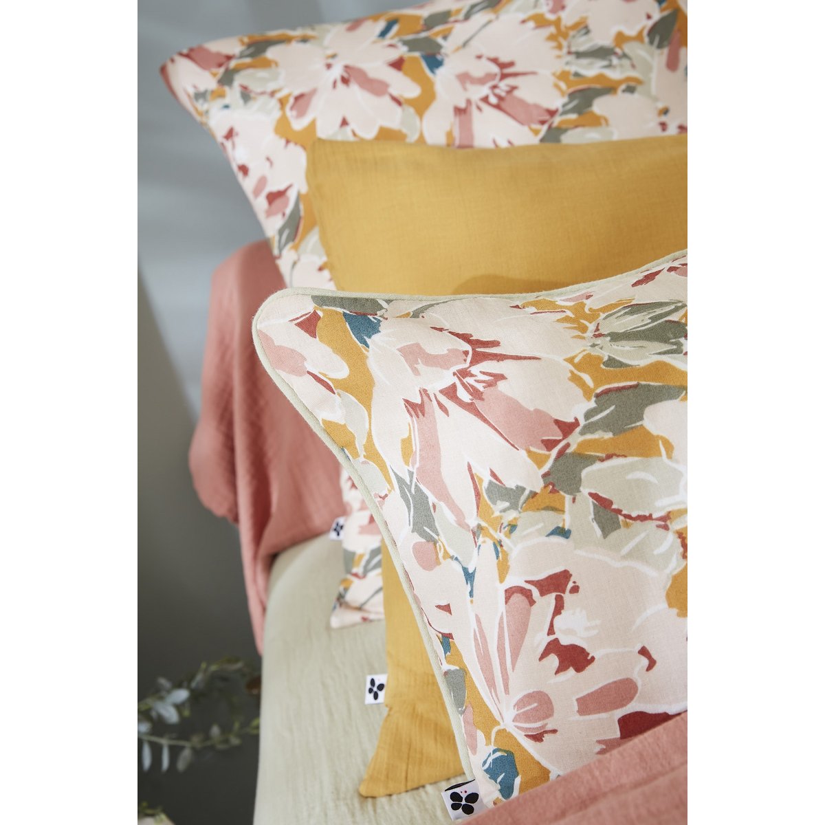 Taie doreiller en gaze de coton Clarence beige, EDEN