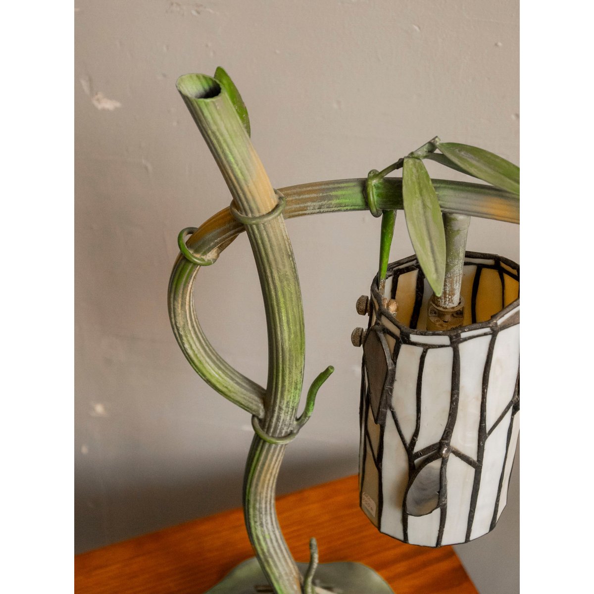 Lampe au style Art Déco Suzanne N°561 - Bon état vert, DEBONGOUT