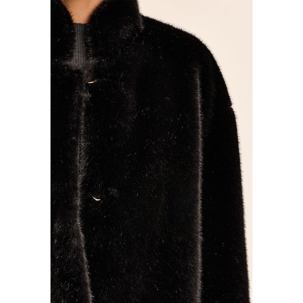 Manteau en tissu duveteux, col montant noir, MOLLY BRACKEN