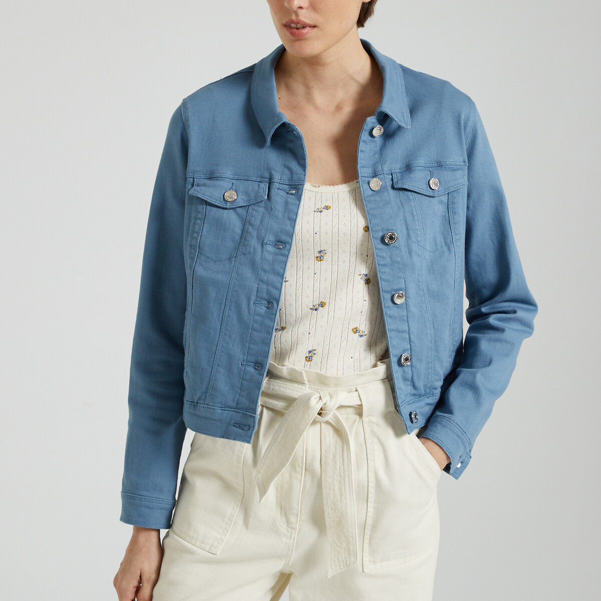 Veste courte, boutonnée bleu, VERO MODA