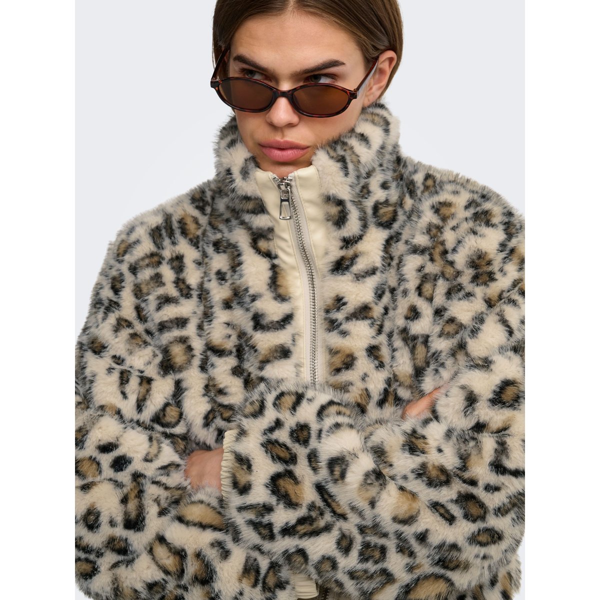 Veste island fossil, ONLY