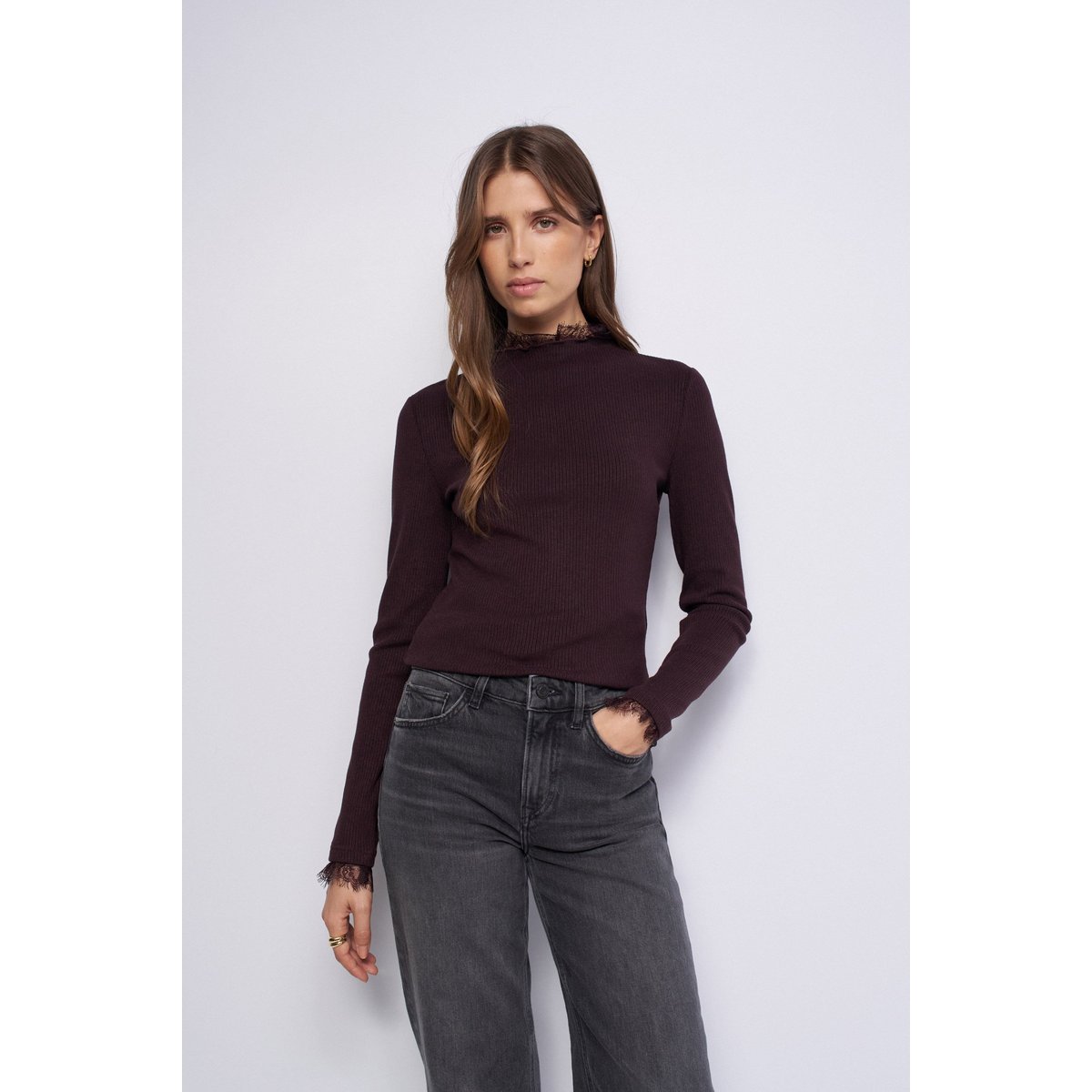 PULL EN MAILLE CÔTELÉE AVEC DENTELLE marron, SALSA JEANS