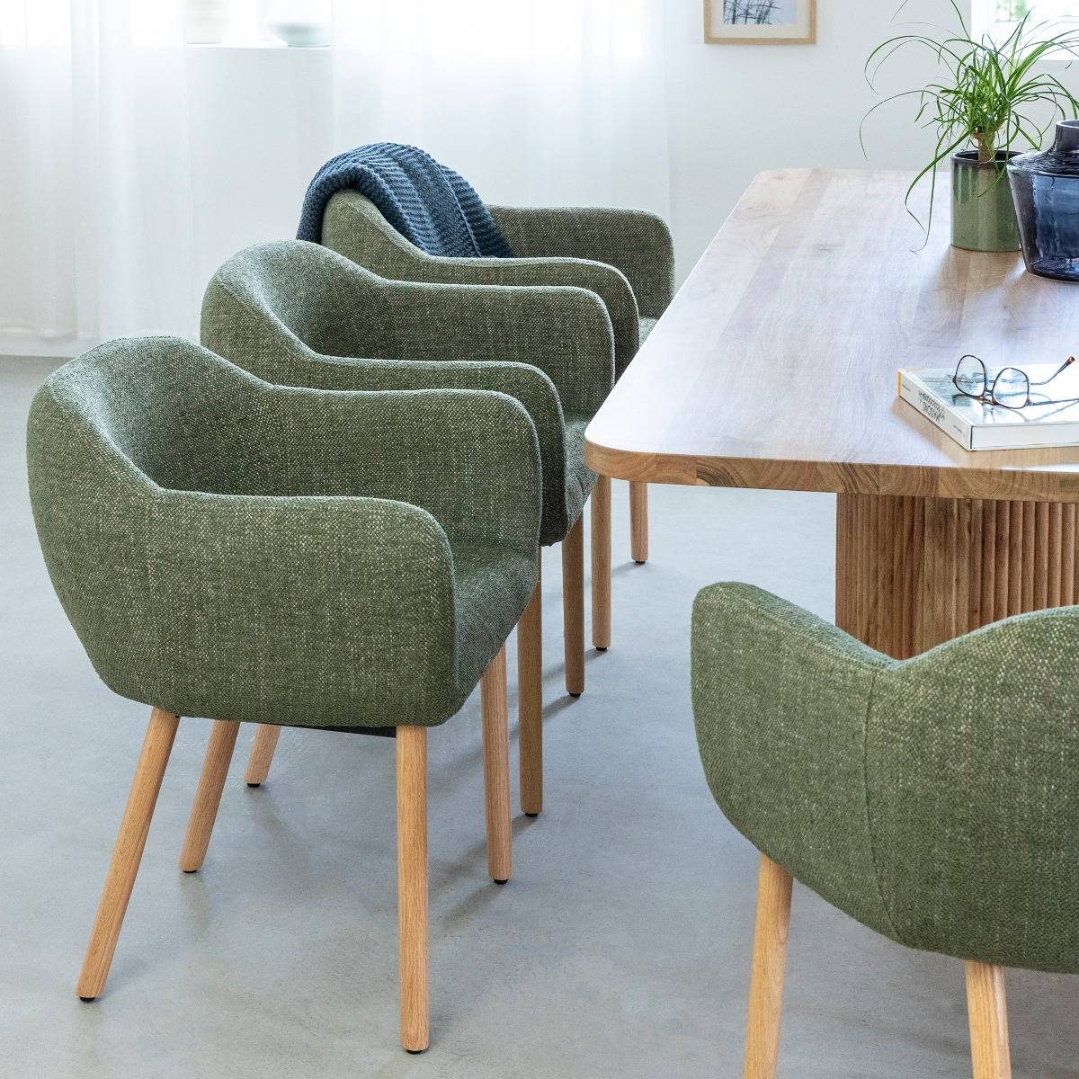 Lot de 2 chaises en tissu et bois SOLÈNE vert, MADE IN MEUBLES