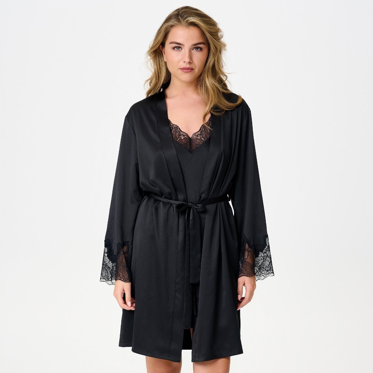 Kimono noir, LINGADORE