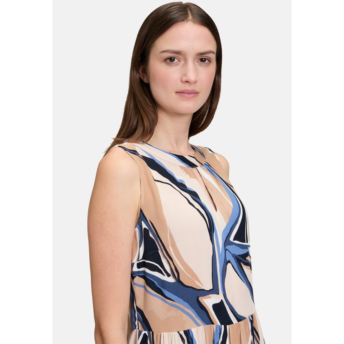 Robe d'été à jupe à volants nature/blue, BETTY & CO
