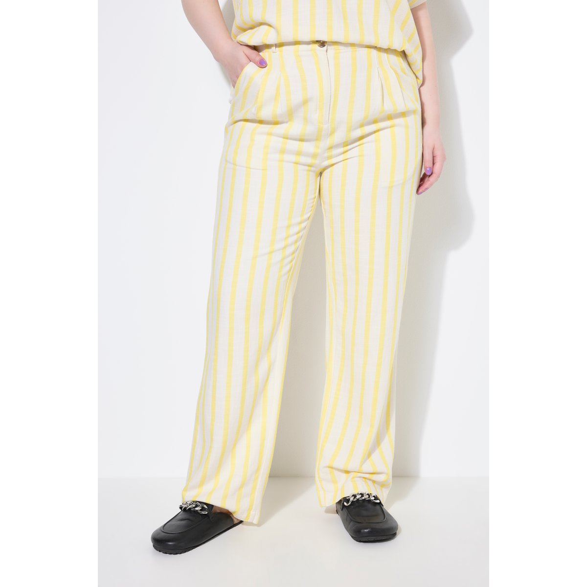 Pantalon jambe droite, aspect lin, rayures jaune tendre, STUDIO UNTOLD