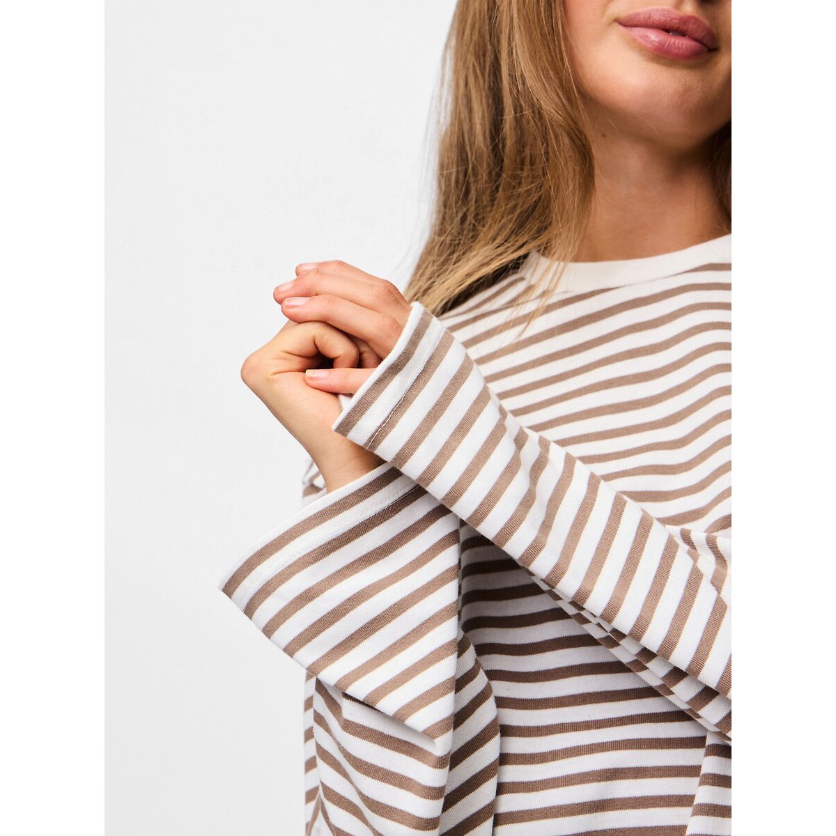 T-shirt manches longues à rayures rayé blanc/beige, PIECES