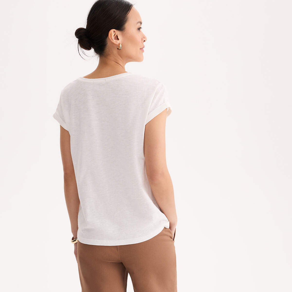 Macramé Detail V-Neck T-Shirt with Short Sleeves off-white, ANNE WEYBURN