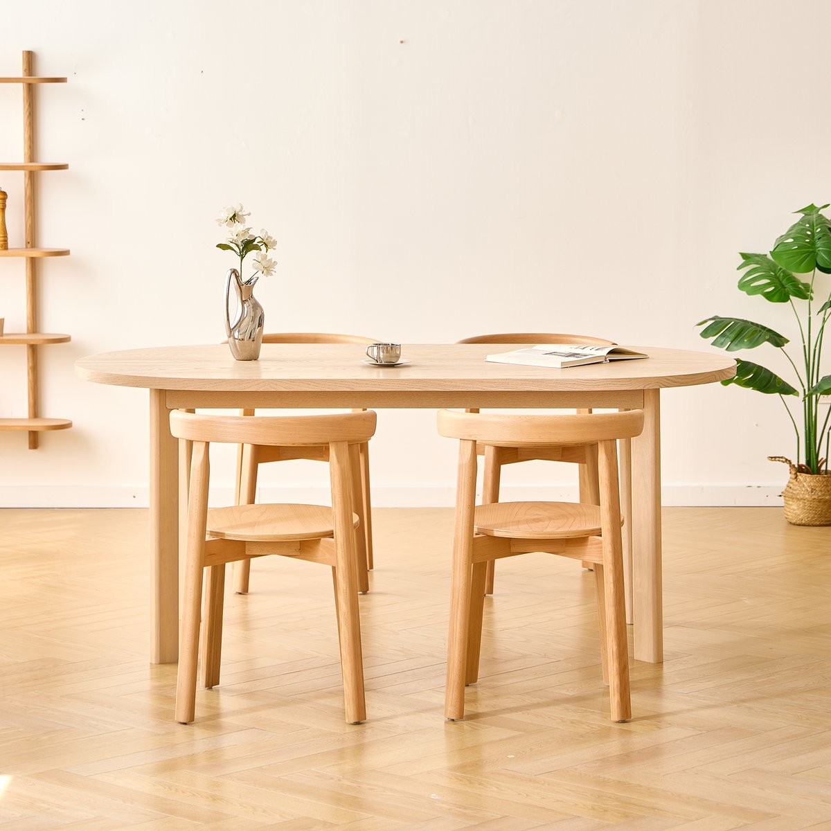 Table à manger 6 personnes ovale en bois, PALMA bois naturel, NORDLYS
