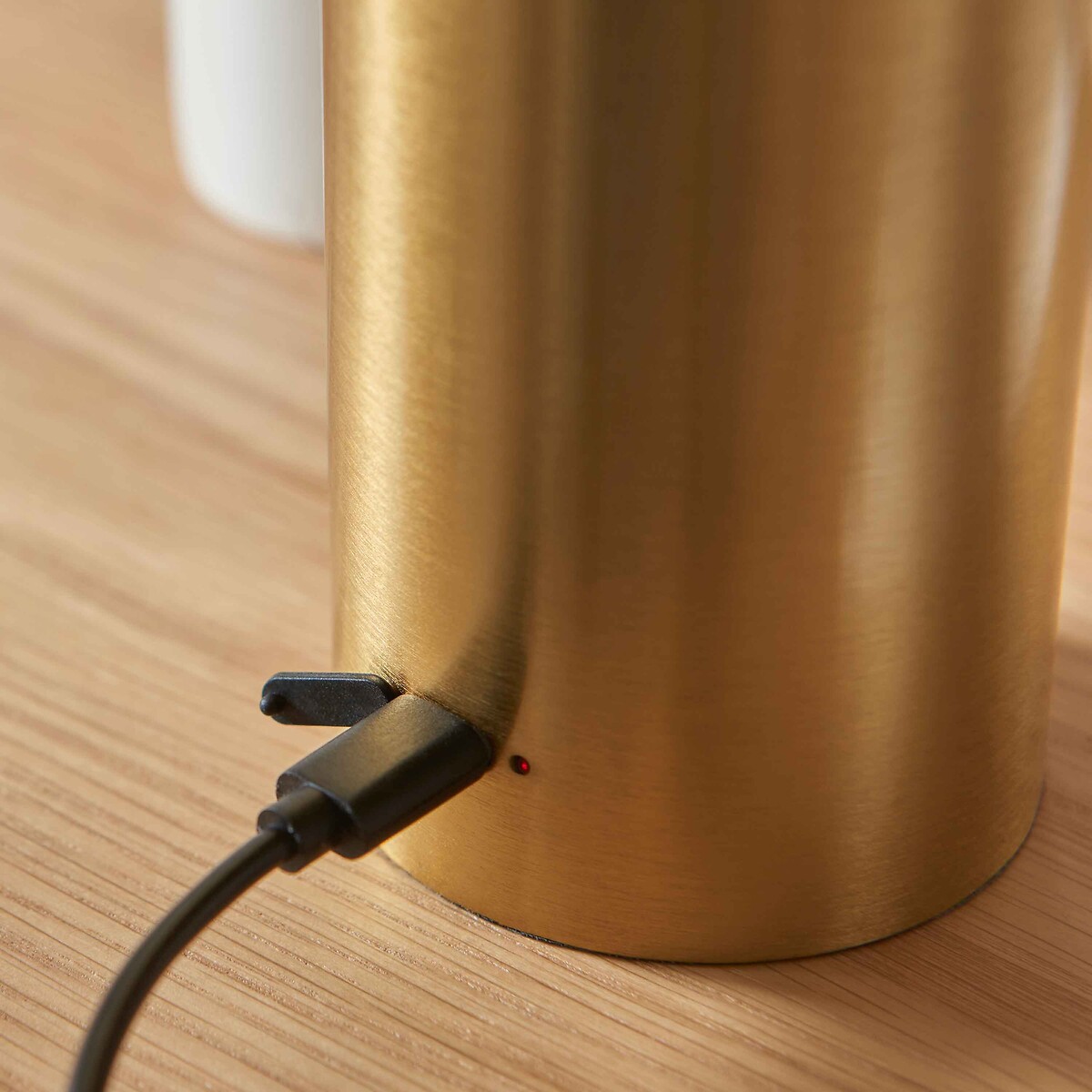 Summer Rechargeable Table Lamp in Brushed Gold gold-coloured, ÉDITÉ