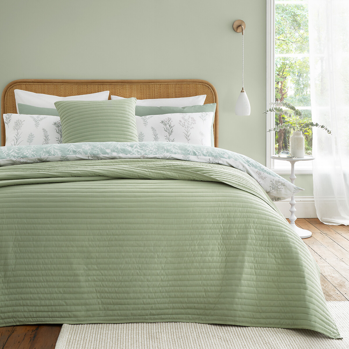 Quilted Lines Bedspread Sage sage, BIANCA FINE LINENS