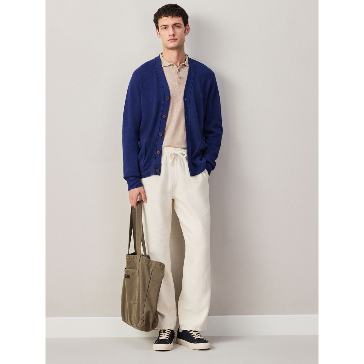 Cardigan décontracté en lin majoritaire bleu marine, NEXT