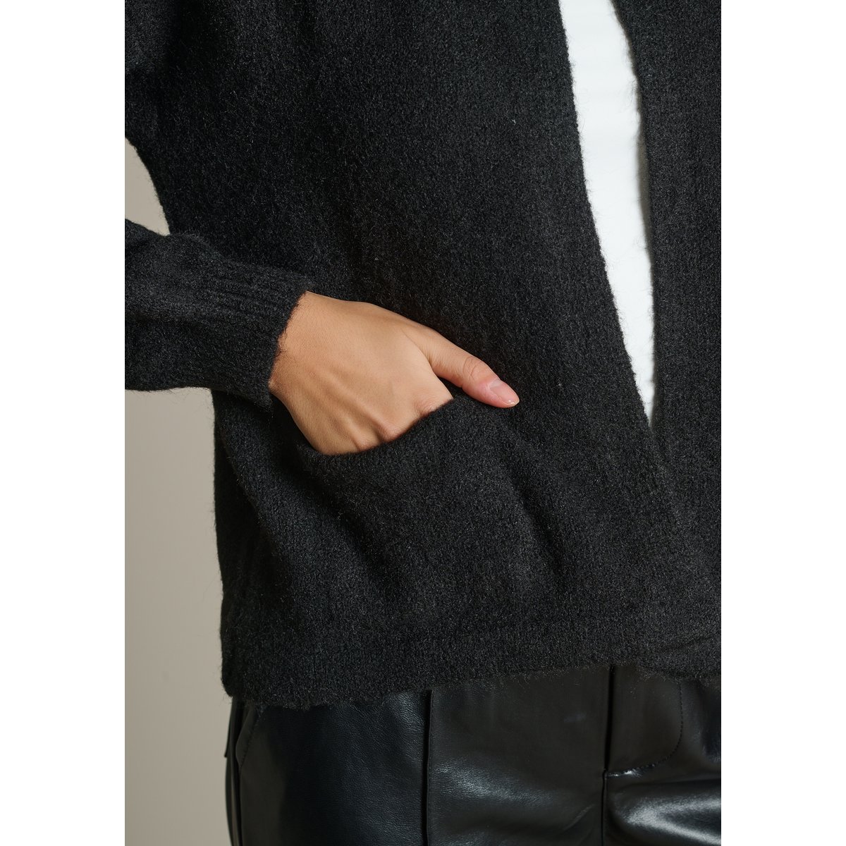 Cardigan à bouton unique noir, LOLALIZA