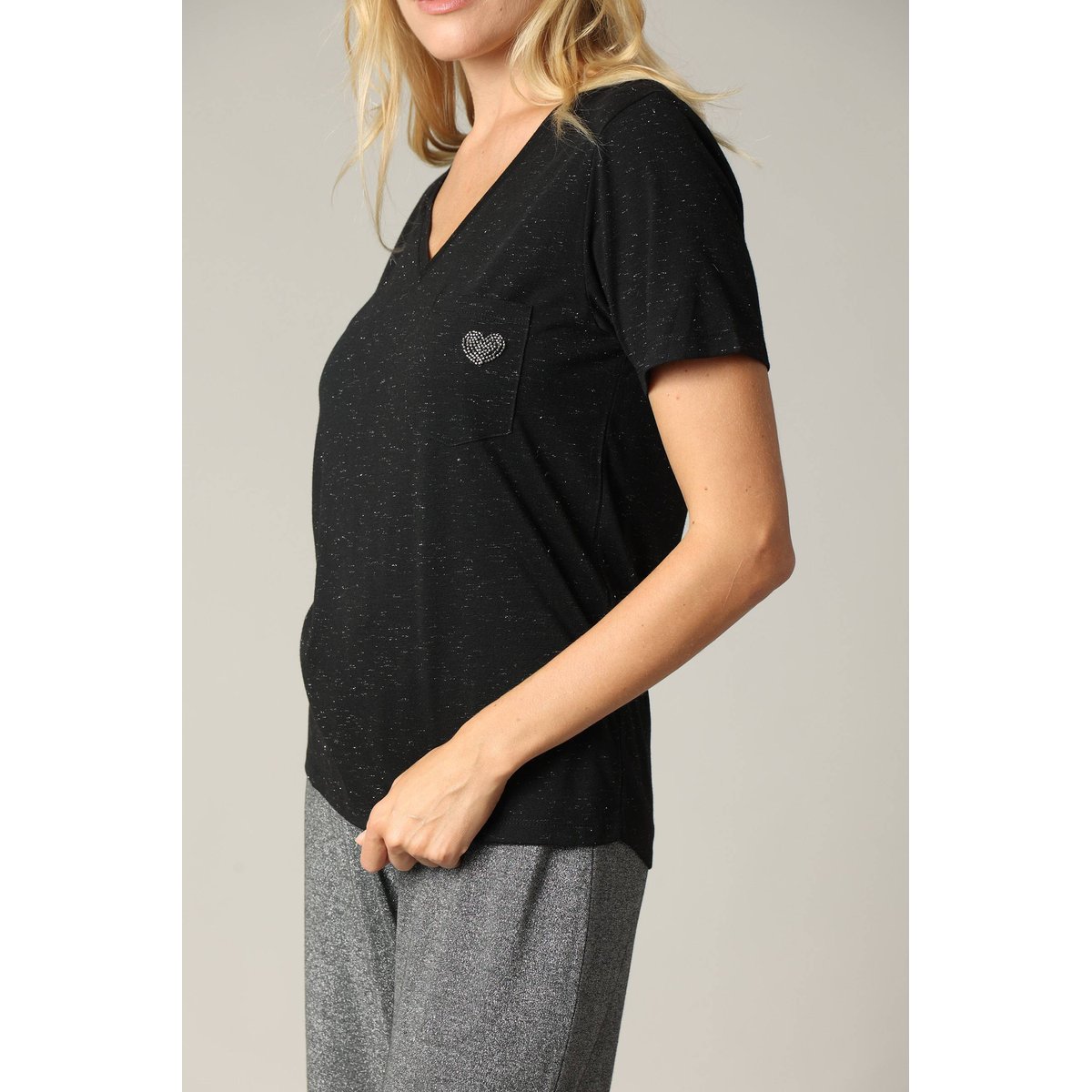 T-shirt col v avec détail coeur KELLIE black mel, DEELUXE
