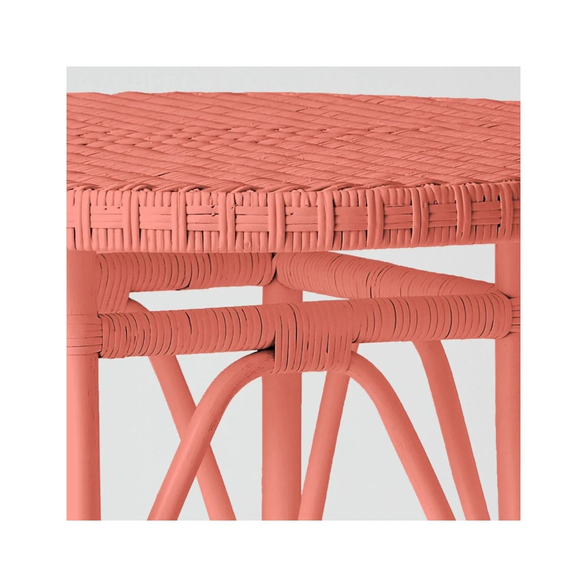 Table en rotin PRIMAVERA laqué bleu azur corail, KOK