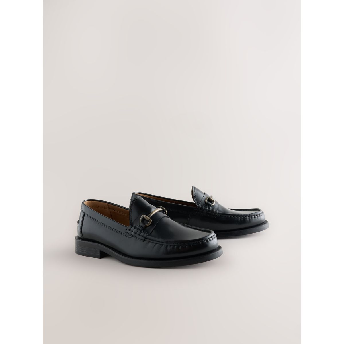 Mocassins en cuir avec mors et bout renforcé noir, NEXT