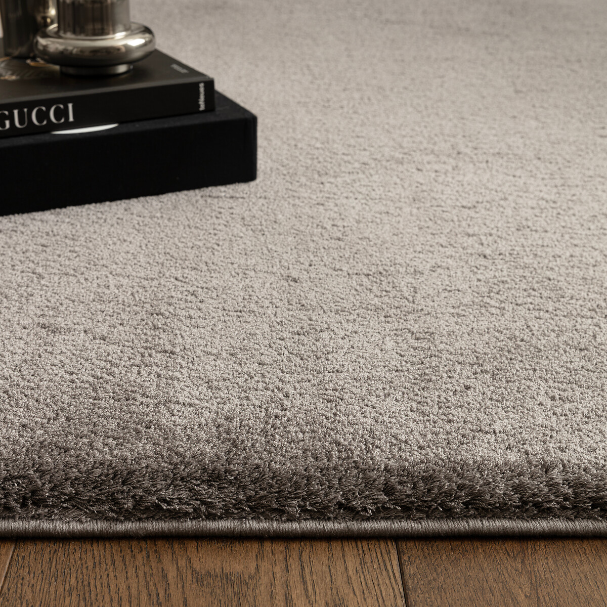 Como Silky Soft Plain Rug charcoal, SO'HOME