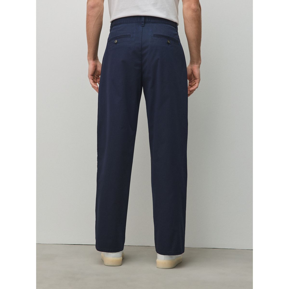 Pantalon chino stretch en coton majoritaire bleu marine, NEXT