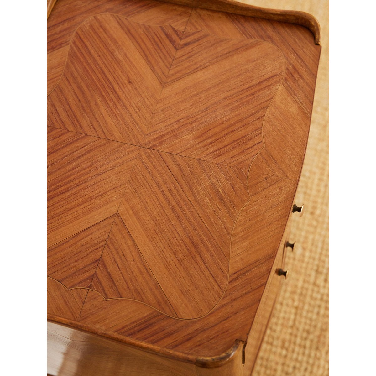 Table de chevet en bois Odile N°1622 - Bon état bois clair, DEBONGOUT