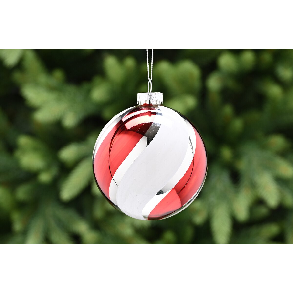 Set of 3 Candy Cane Stripe Baubles red, SO'HOME