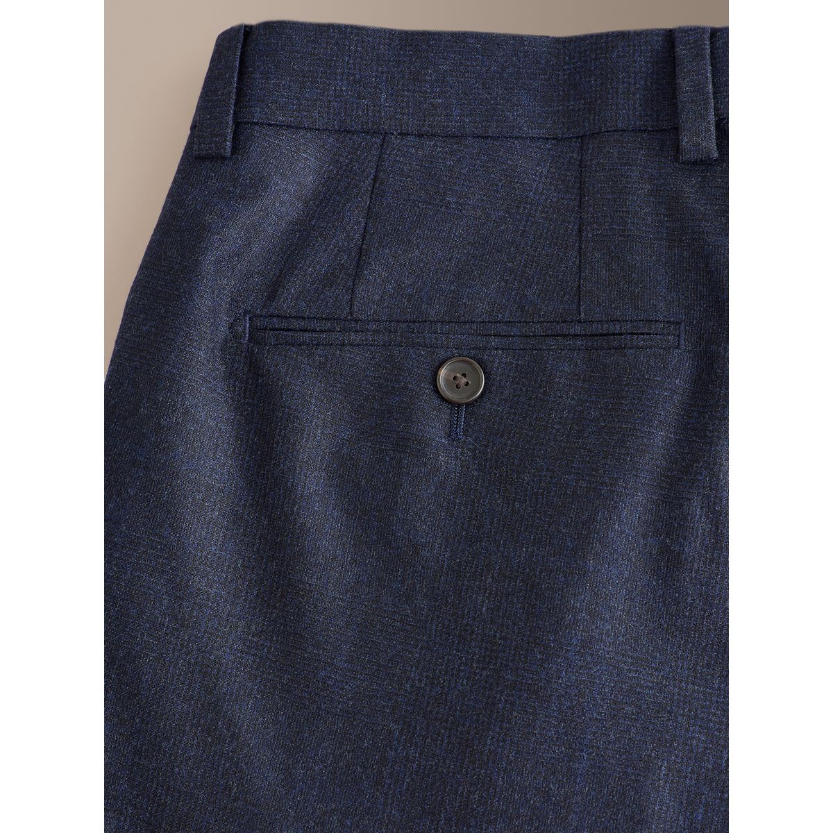 Pantalon de costume ajusté en laine/cachemire signature bleu marine, NEXT