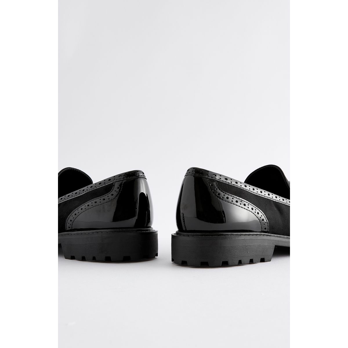 Mocassins à glands semelle épaisse crantée noir, NEXT