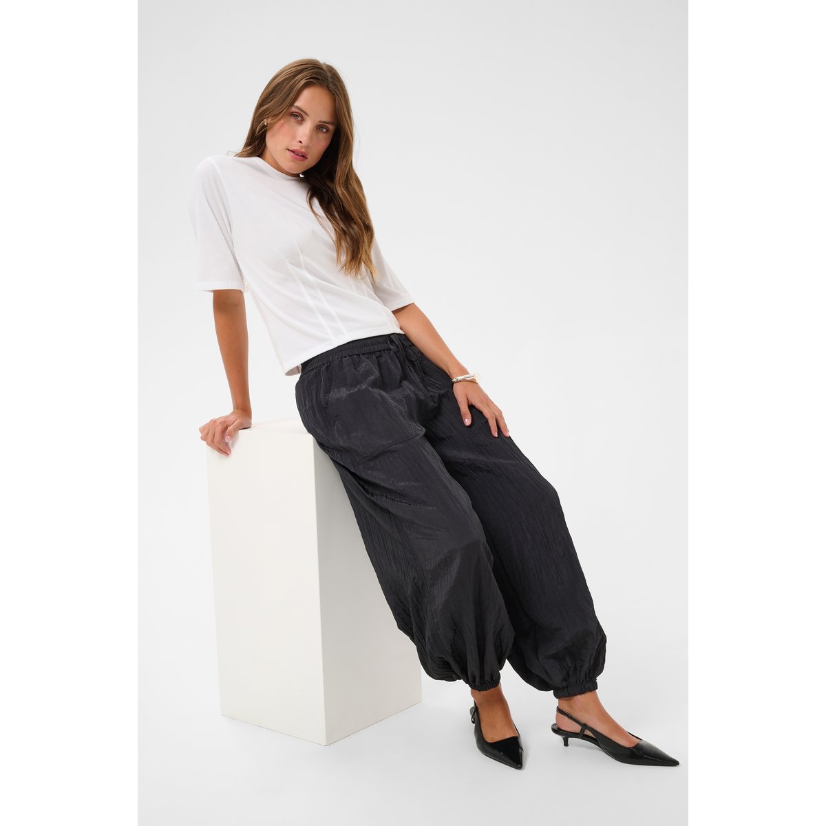 Pantalon casual noir, KAFFE