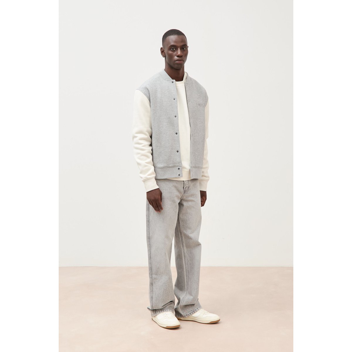 Sweat manches longues brodé gris clair, BONOBO