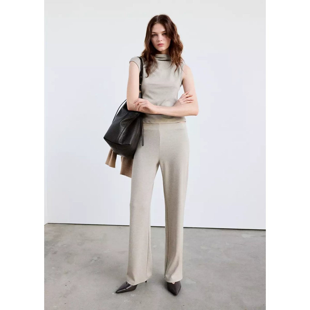T-shirt col montant froncé sable, MANGO