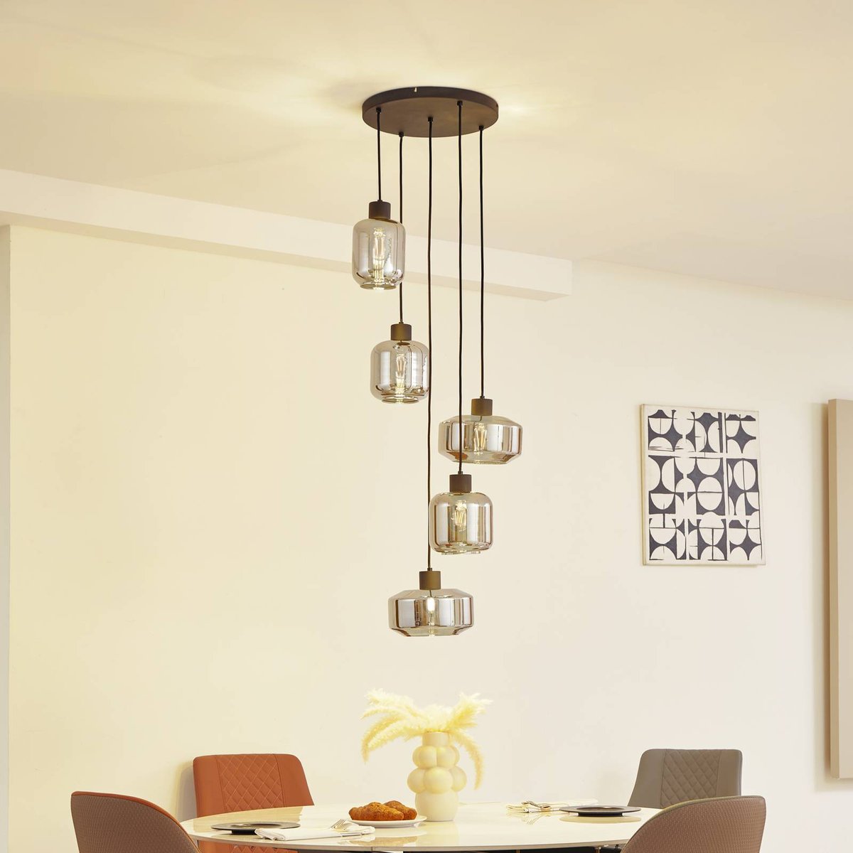 Suspension en verre, Hildur gris fumé, noir sable, LINDBY