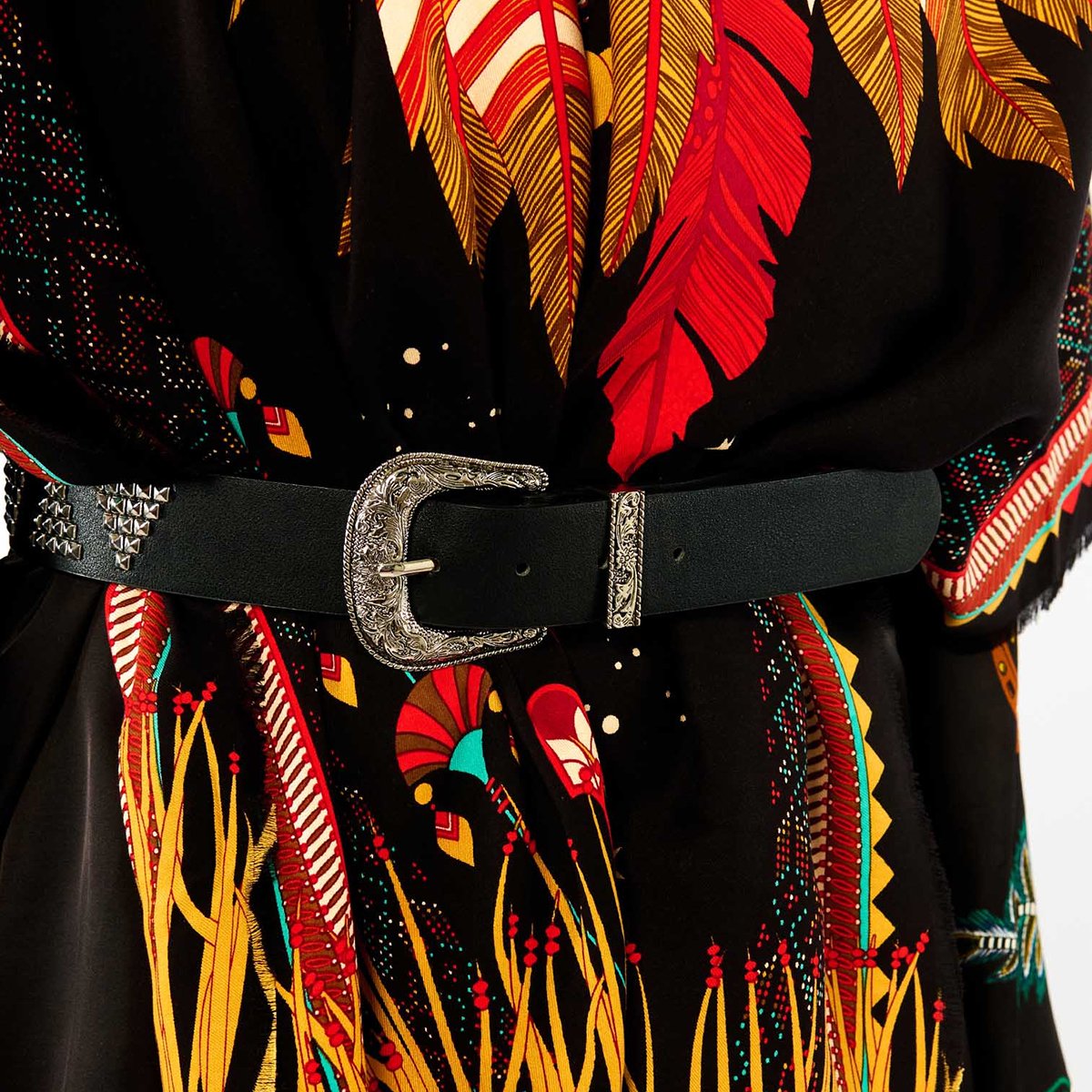 Ceinture unie avec studs et boucle travaillée LARS noir, WILD
