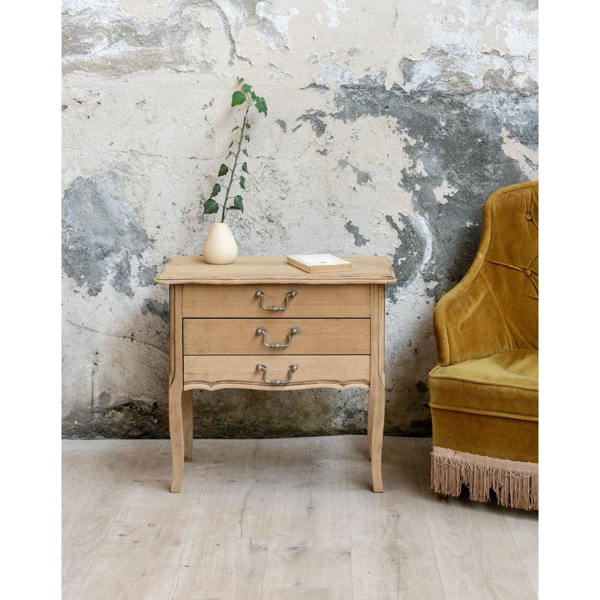 Table de chevet en bois Maïa N°1607 - Bon état bois clair, DEBONGOUT