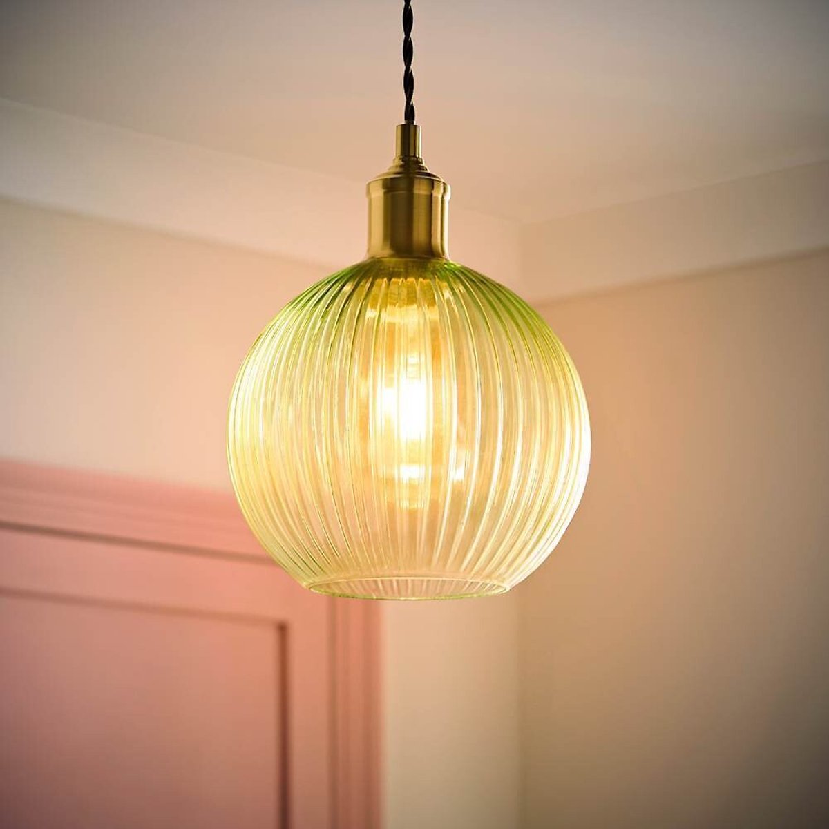 Maddy Ribbed Glass Easy Fit Pendant Shade green, ÉDITÉ