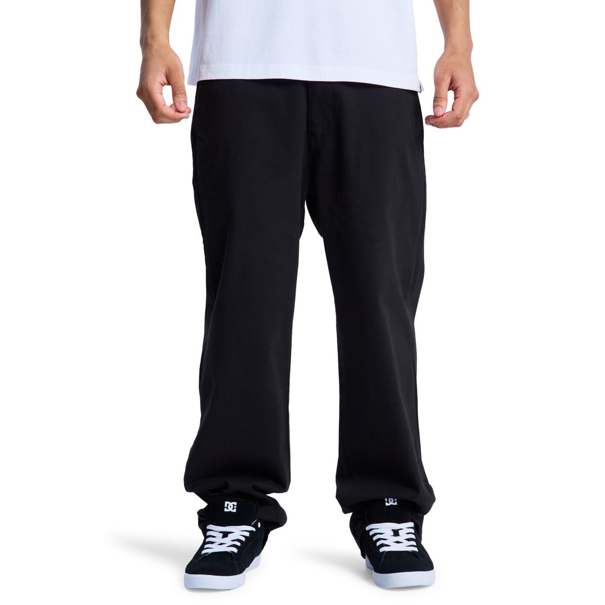 Pantalon chino WORKER RELAXED. noir black, DC SHOES