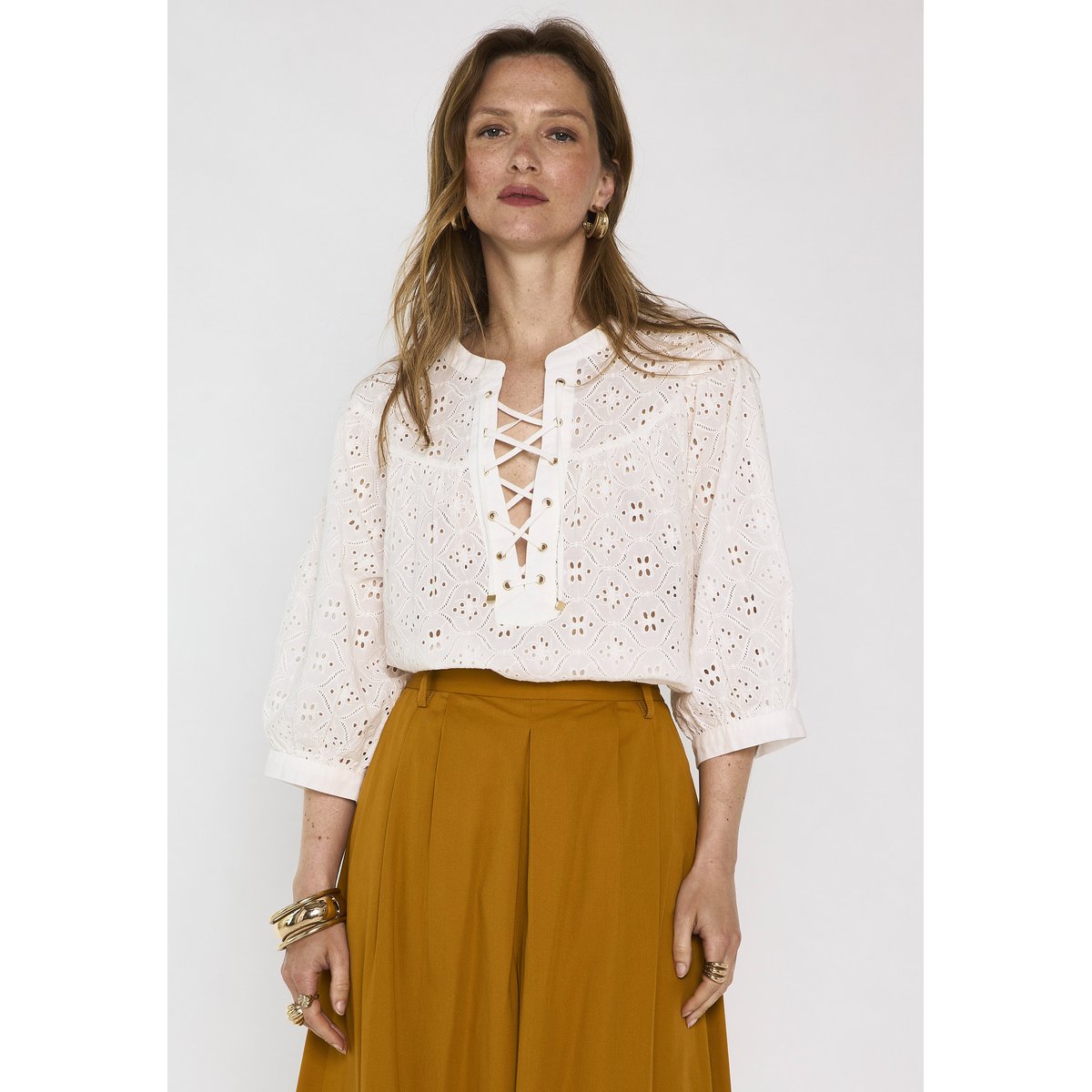 Blouse brodée à manches 3/4 DIANE ecru, Maison 123