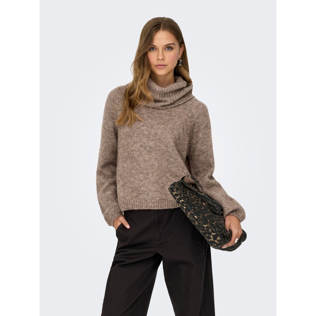 Pull En Maille toasted coconut 1, ONLY