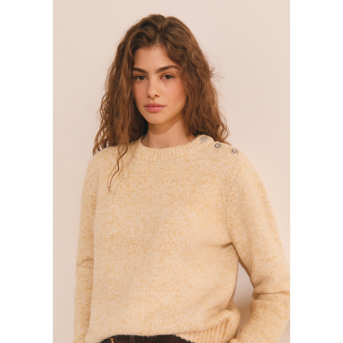 Pull col rond avec laine SERAPHINO bouton d'or, ETAM