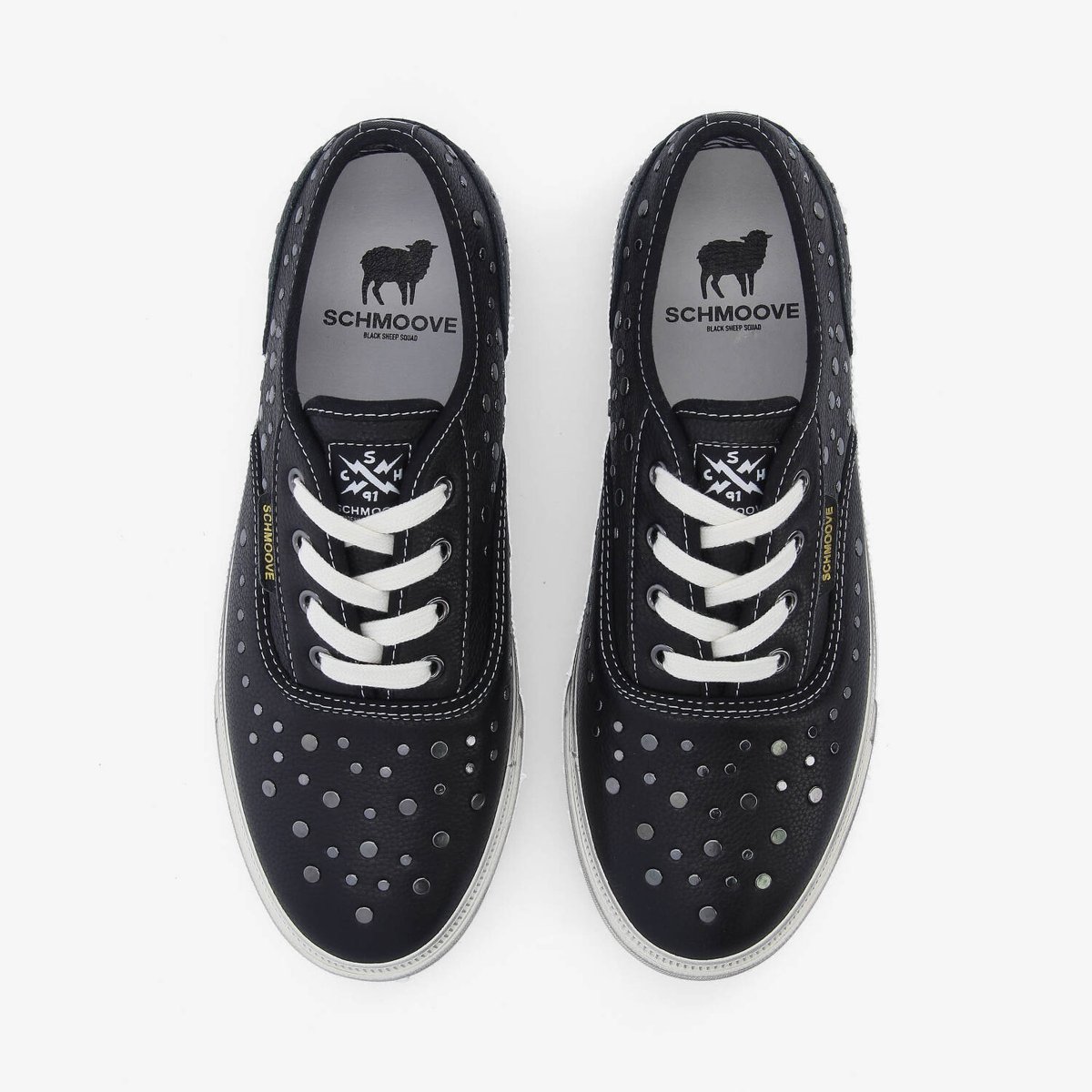Arlo Studs - Noir noir, SCHMOOVE