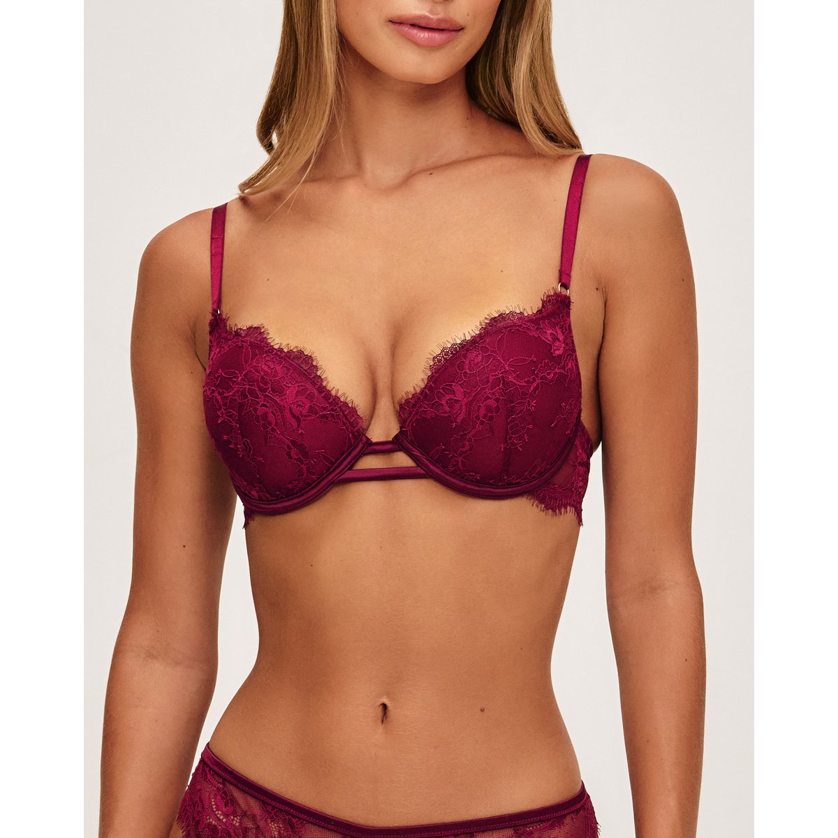 Soutien-gorge ultra push-up en dentelle SOHOIZ bordeaux, UNDIZ