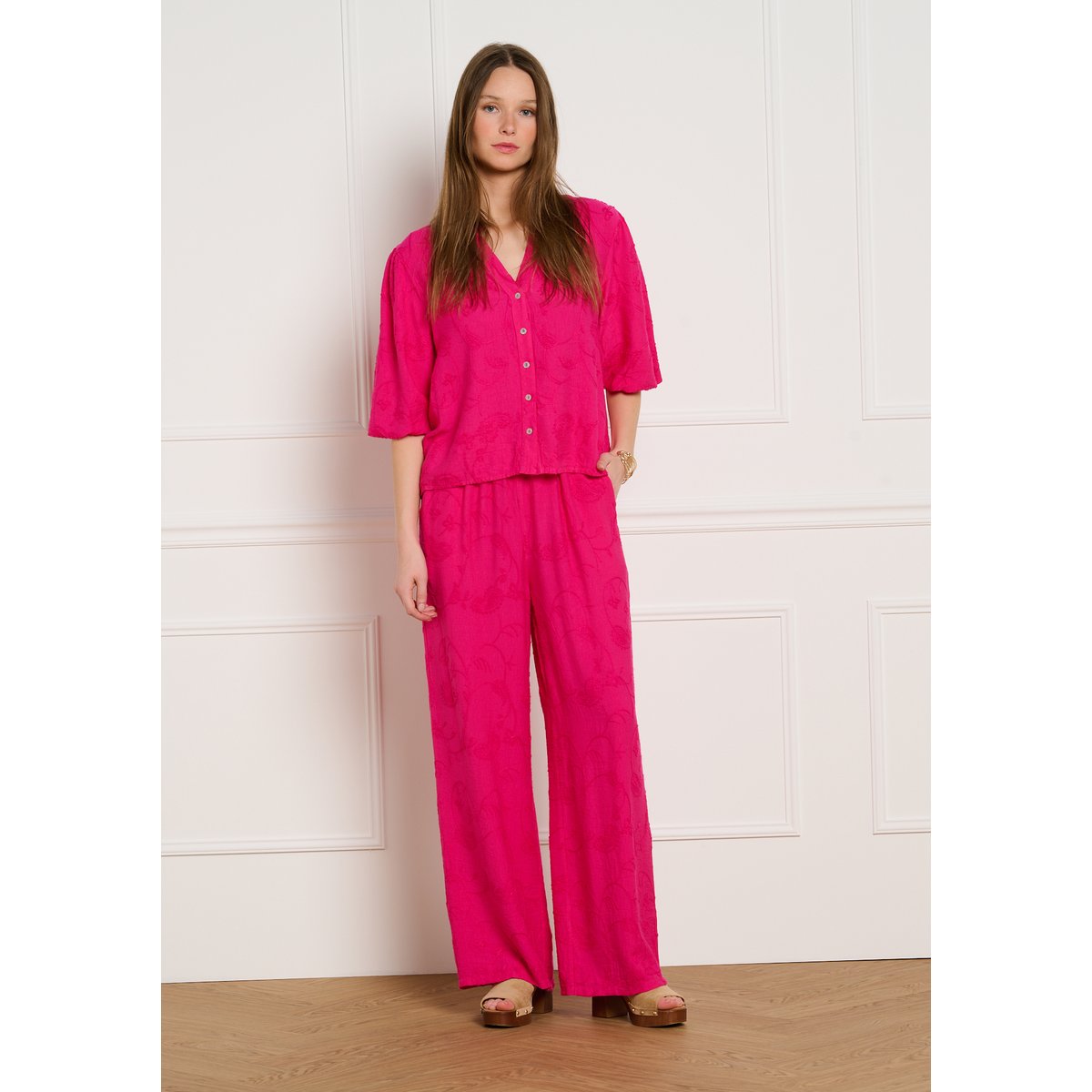 Pantalon brodé fluide fuchsia, LOLALIZA