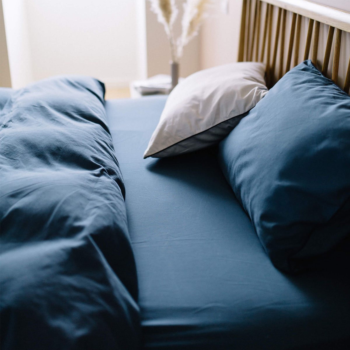 Drap housse uni en satin de coton lavé, BLEU FLANDRES bleu marine, A DEMAIN