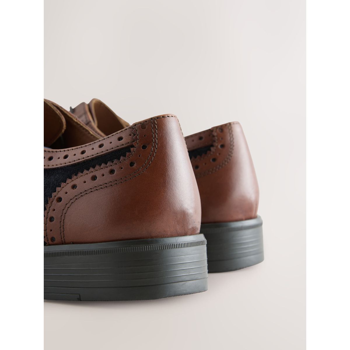 Chaussures brogue en cuir marron fauve, NEXT