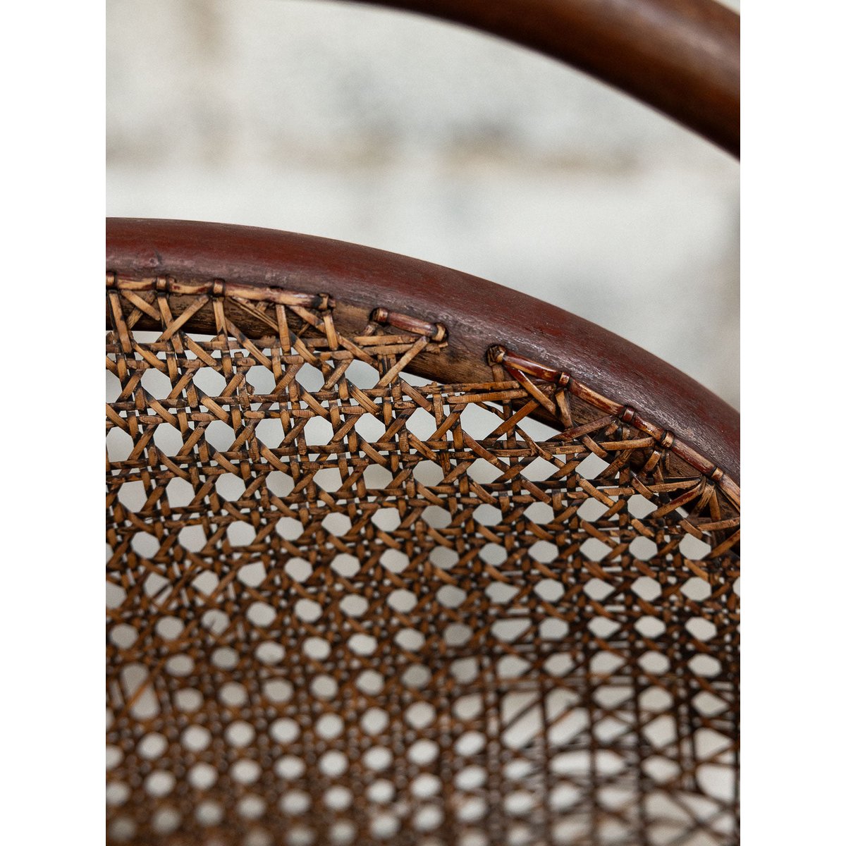 Fauteuil en cannage Ernest N°1501 - Bon état marron, DEBONGOUT