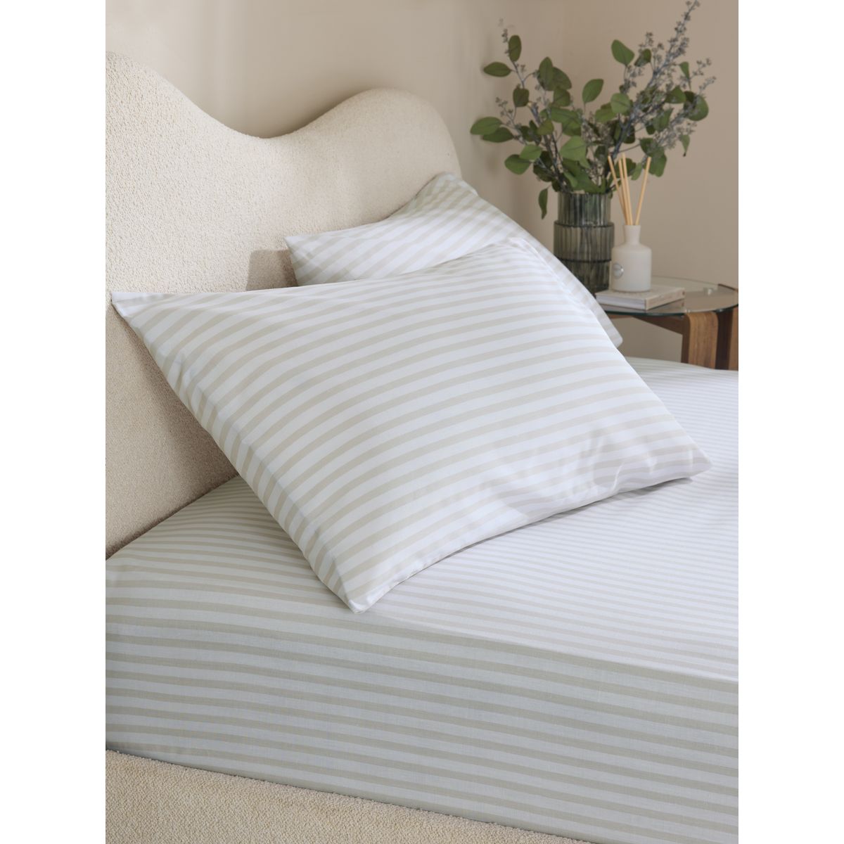 Housse de couette et taie d'oreiller brossées rayure naturelle, NEXT