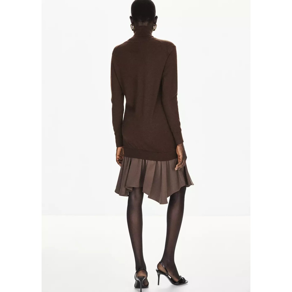 Robe en maille combinée chocolat, MANGO