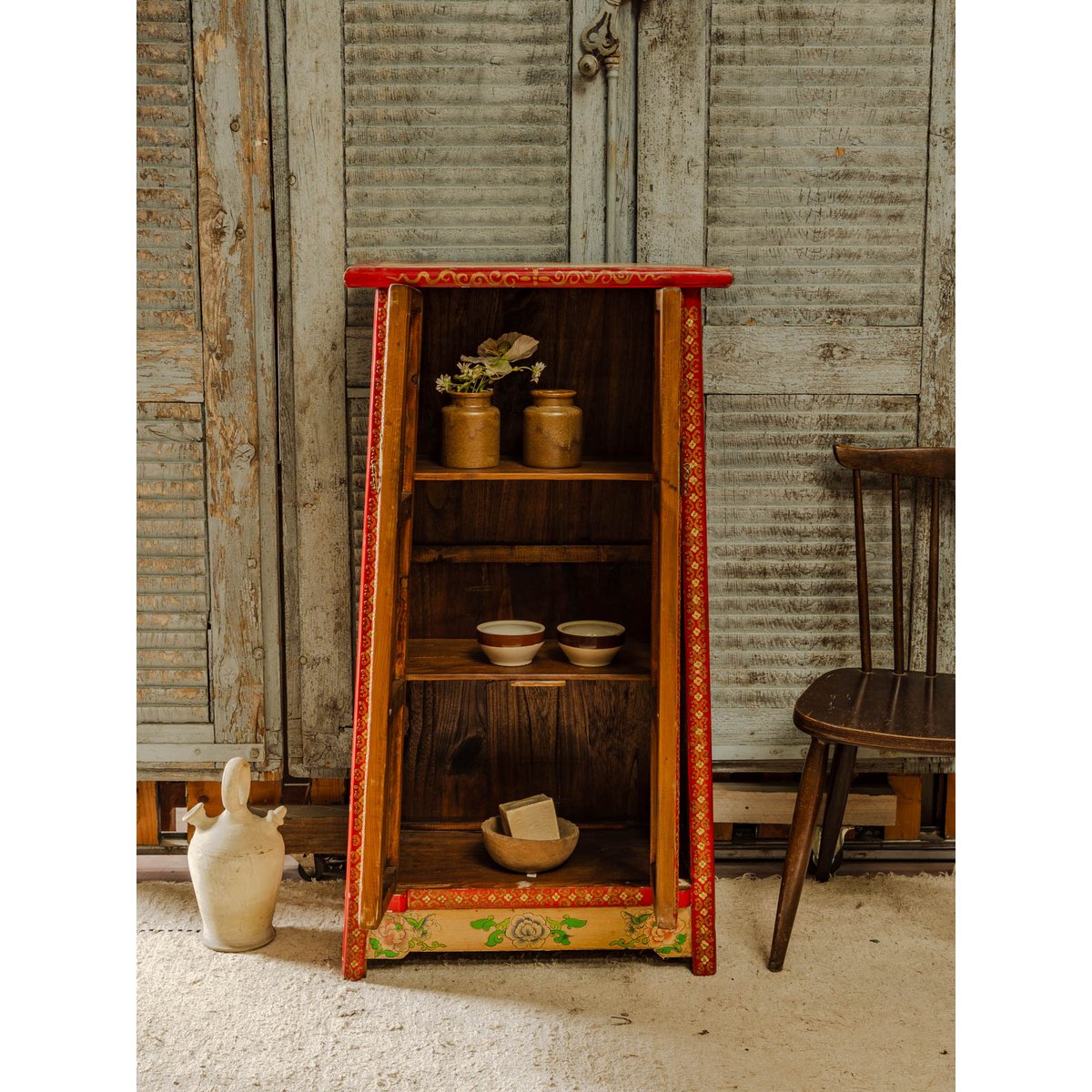 Petite armoire asiatique en bois Blandine N°492 - Bon état rouge, DEBONGOUT