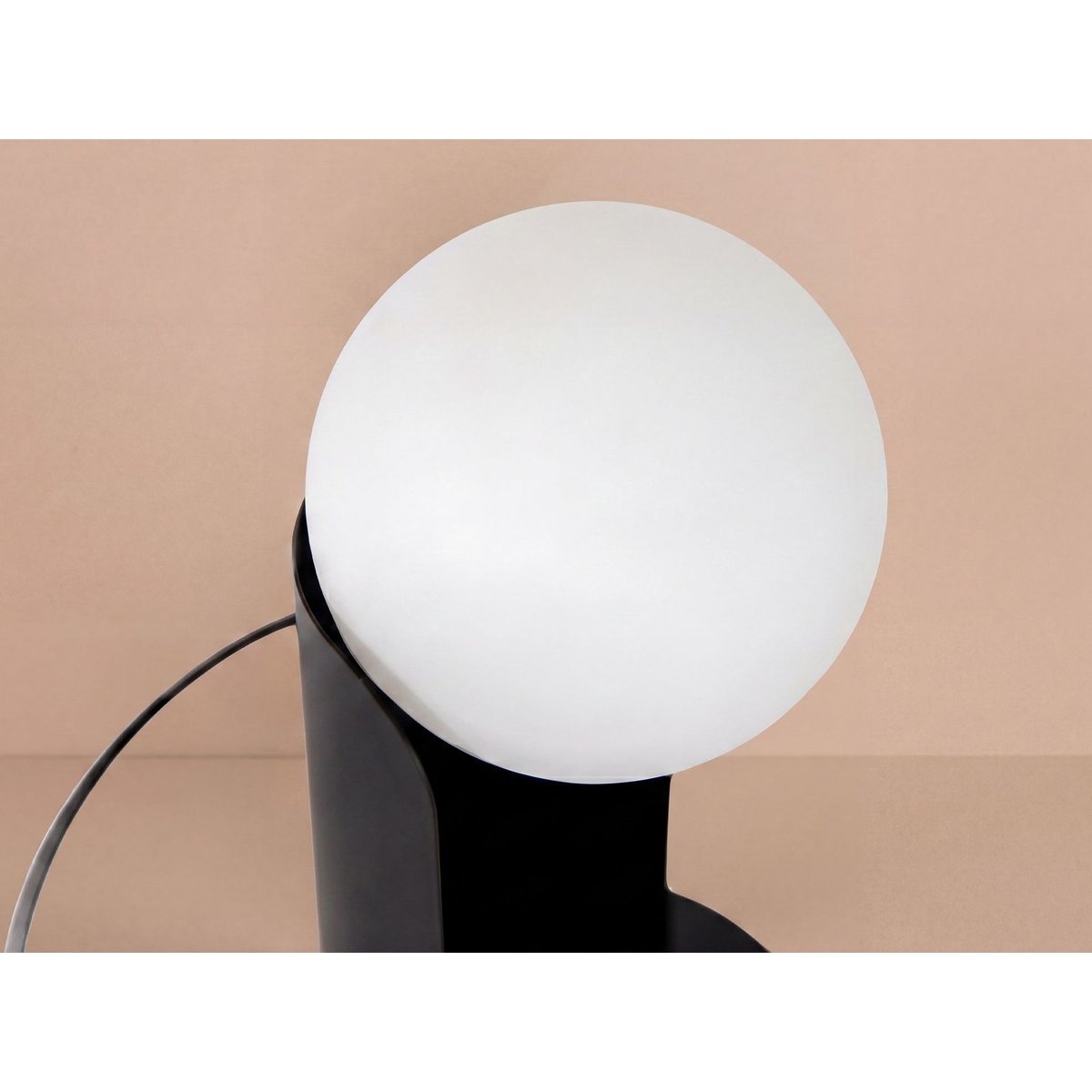 Lampe de table en verre et acier noir | blanc, ANGEL CERDA