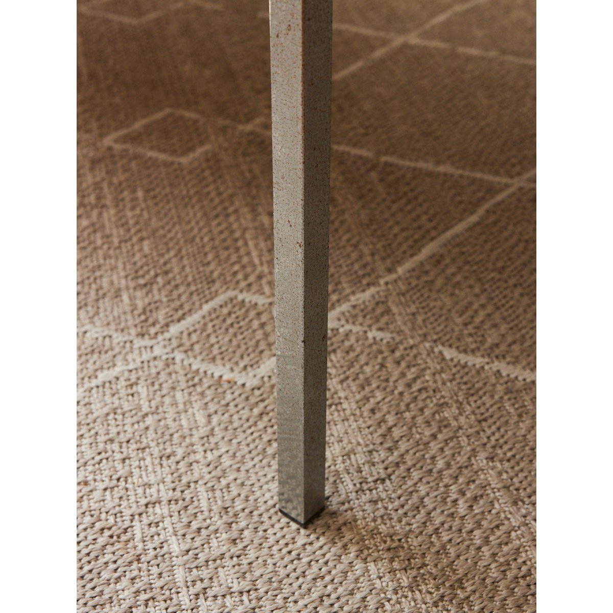 Table basse en céramique Donna N°1048 - Bon état noir, DEBONGOUT